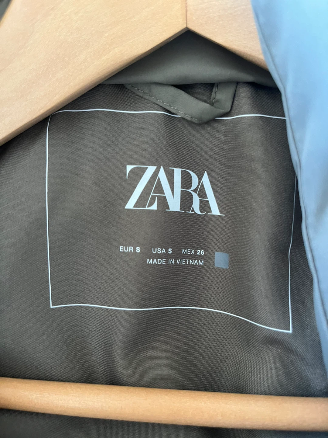 ZARA Puffer Vest with Hood - Size S - photo 4