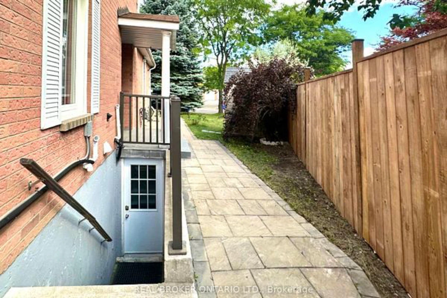 2bd basement apartment for lease - photo 3
