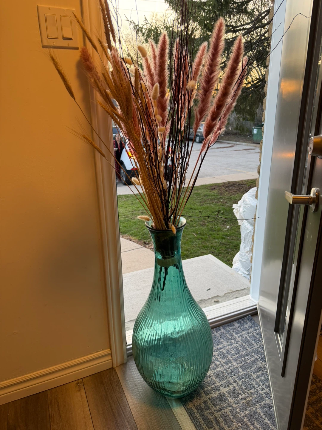 Teal Blue Glass Vase with Ikea Dried Flowers - photo 2