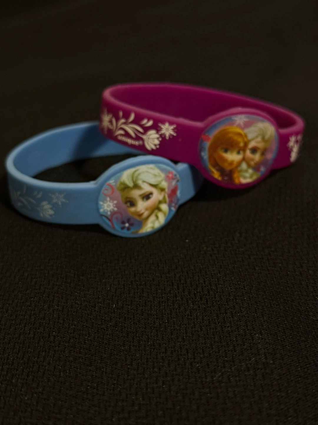 Disney Frozen Elsa & Anna Bracelets - 2 Pack - photo 2