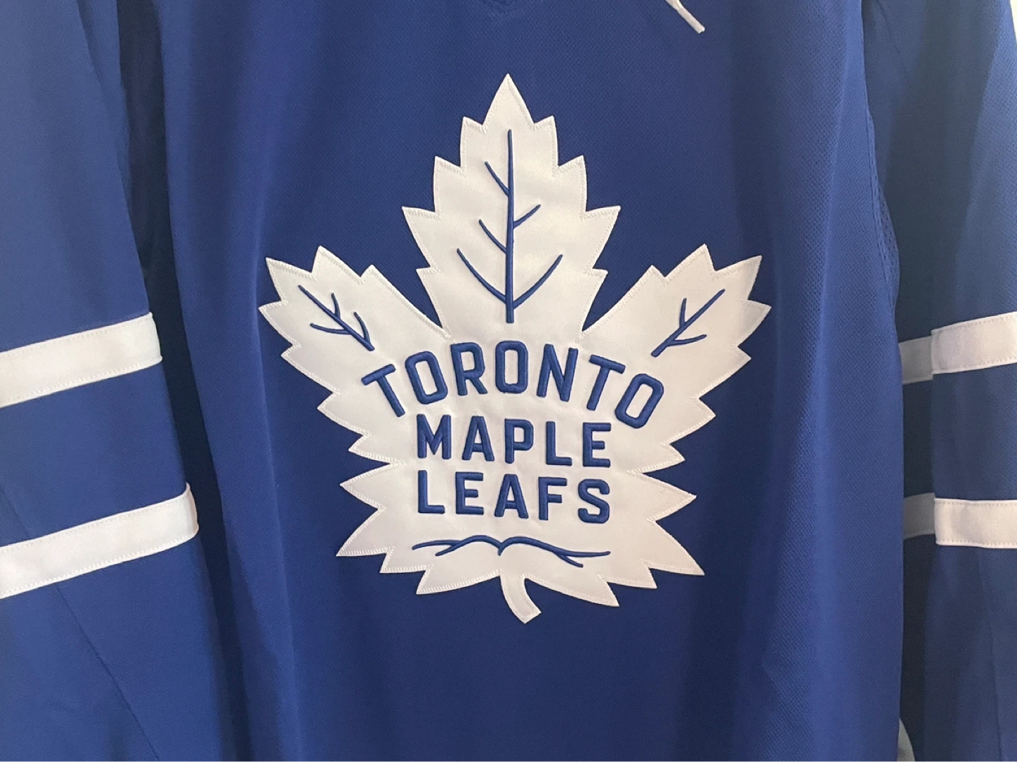 BNWT Authentic Adidas Toronto Maple Leafs Jersey Size 56 2XL NEW - photo 2