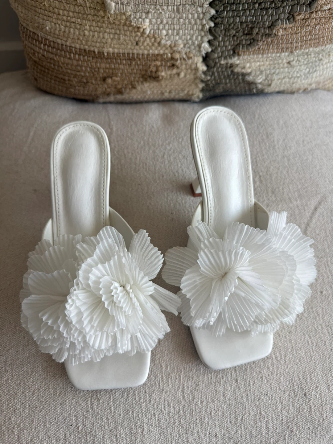 White Heeled Mules with Flower Detail - photo 2