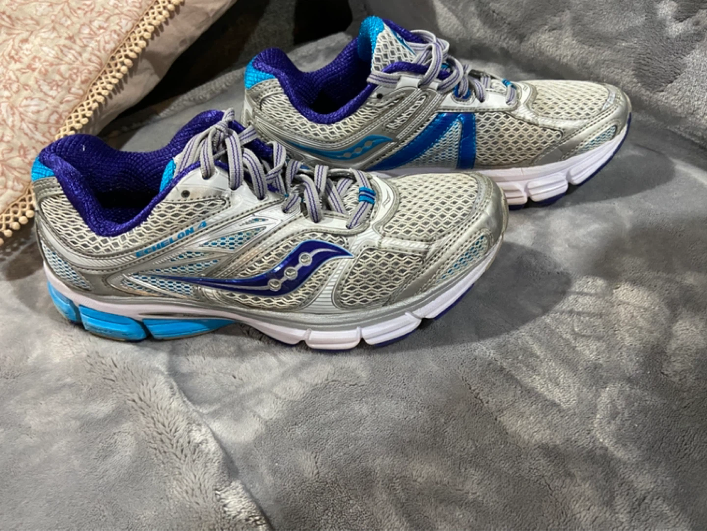 Saucony Echelon 4 Women's Running Shoes Size 8