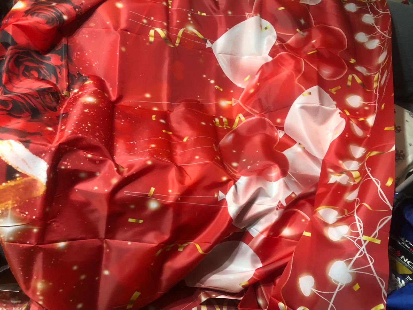 New-8to6Ft Red Backdrop with Balloons and Roses - photo 3