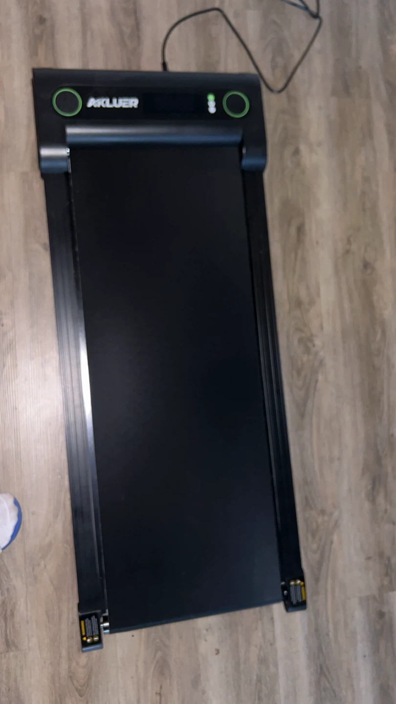 AKLUER BRAND NEW WALKING PAD(hold weight capacity of 300lb) - photo 3