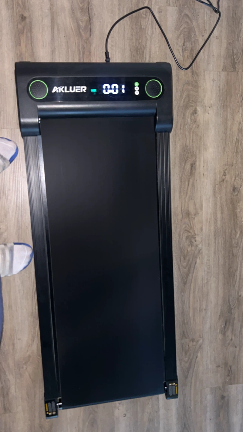 AKLUER BRAND NEW WALKING PAD(hold weight capacity of 300lb)