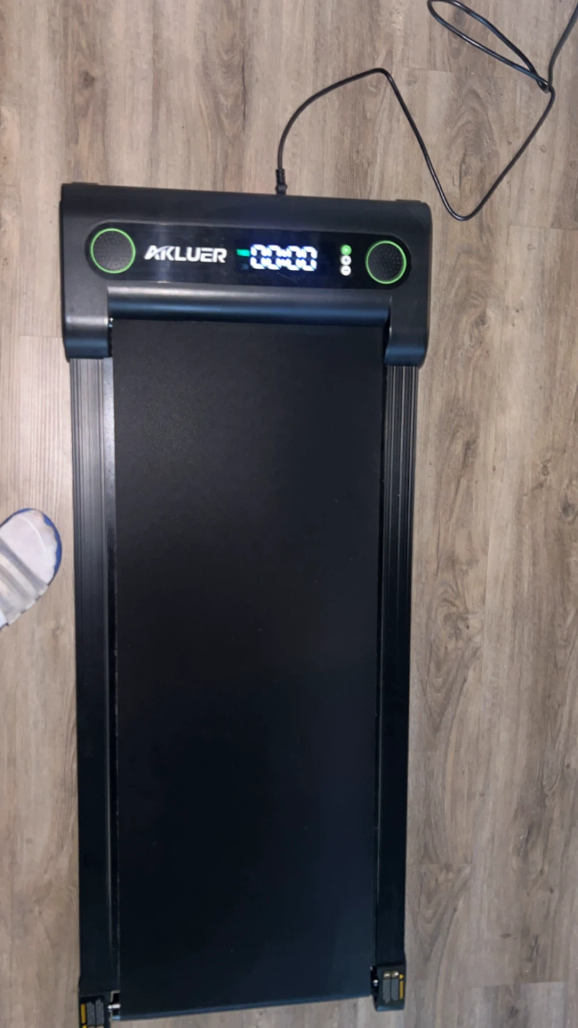 AKLUER BRAND NEW WALKING PAD(hold weight capacity of 300lb) - photo 2