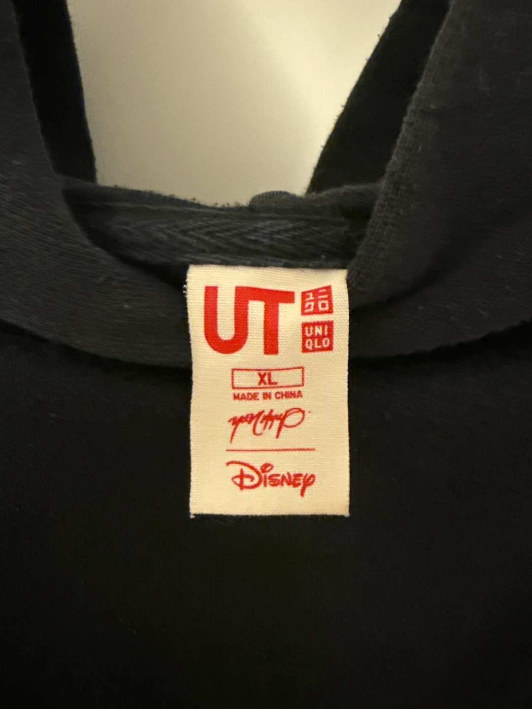 Uniqlo UT Disney Graphic Hoodie XL - photo 2