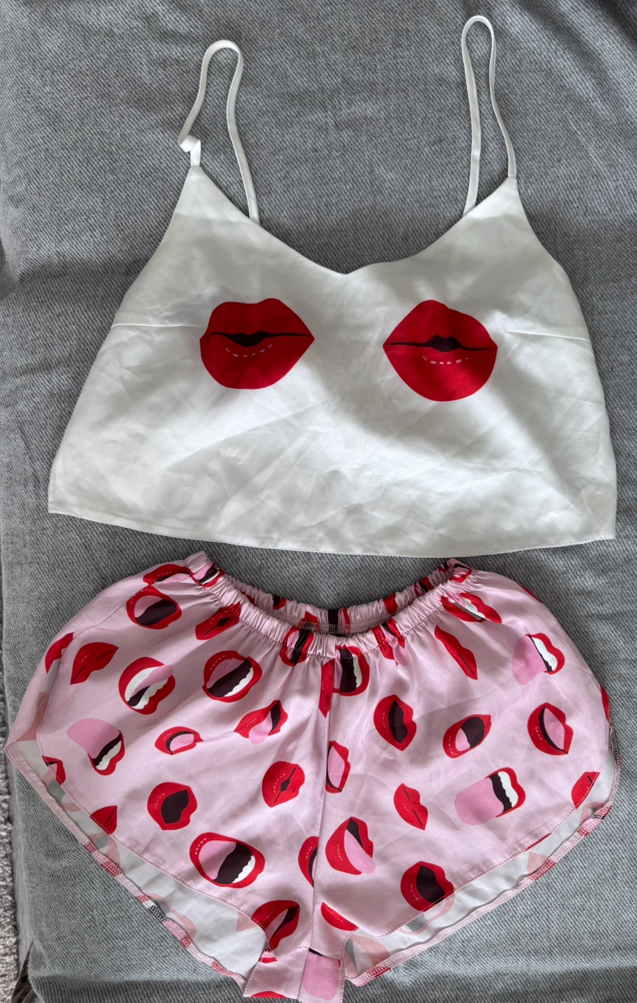 Women's Pajama Set - Lips Print - photo 2