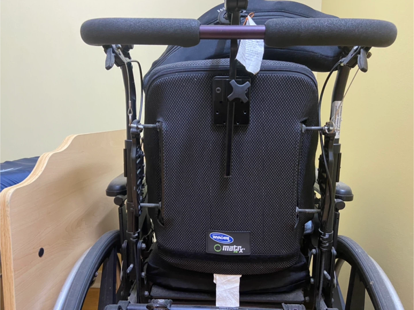 Non foldable wheelchair - photo 2