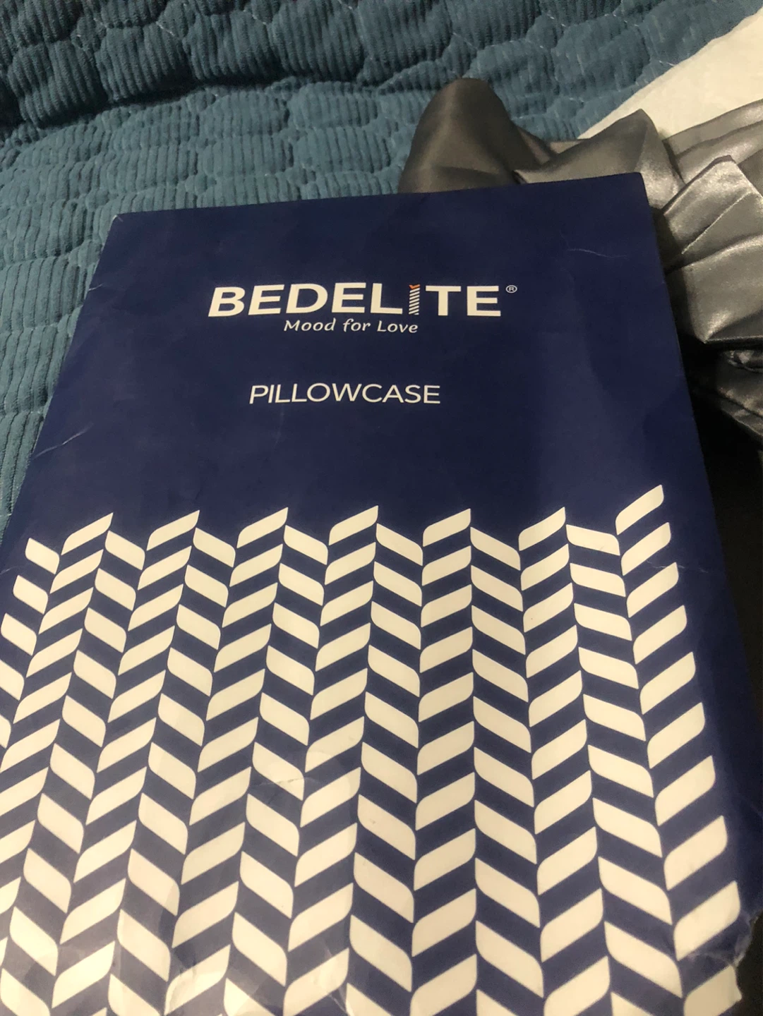 New-BEDELITE "Mood for Love" ,2 Pillowcase  satin silk  - Silver - photo 4