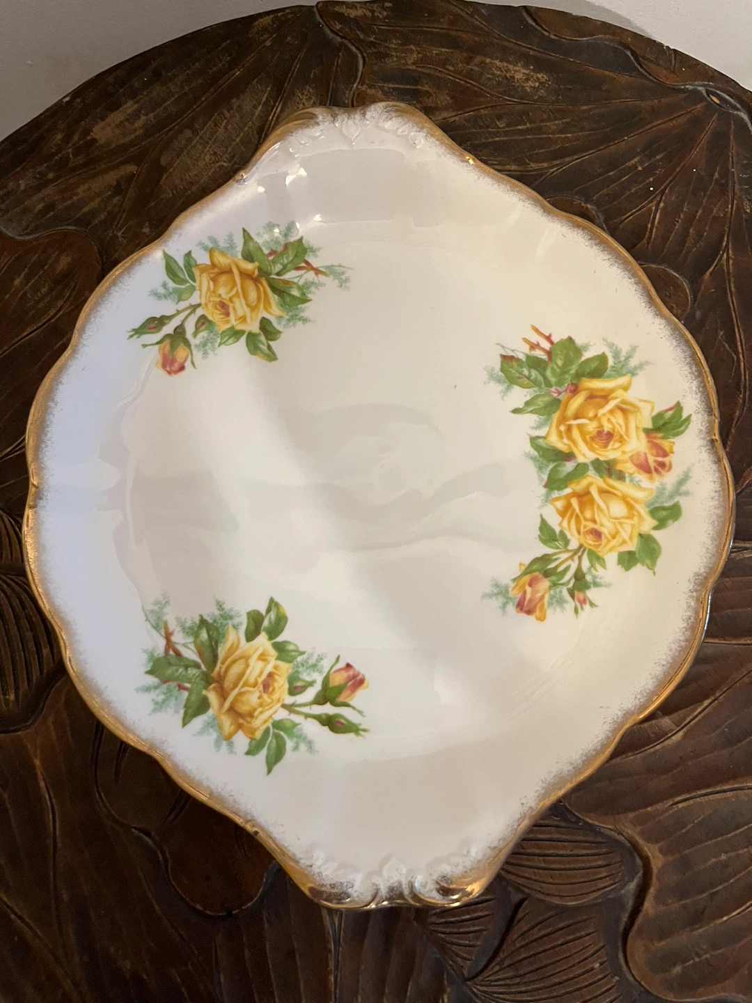 Royal Albert Decorative Plate with Yellow Roses