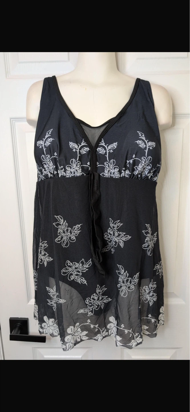 🖤 Black Floral Swim Dress (Size XXL) – NEW 🖤 - photo 5