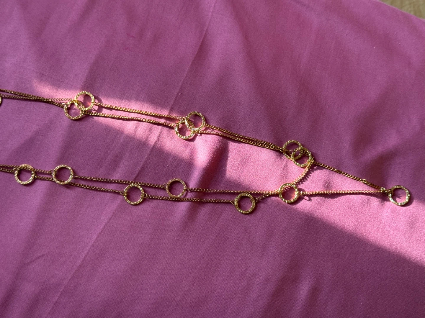 Gold tone layered necklace with circles - photo 5