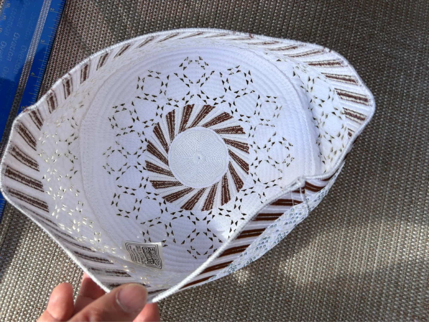 White Embroidered Cap - photo 4