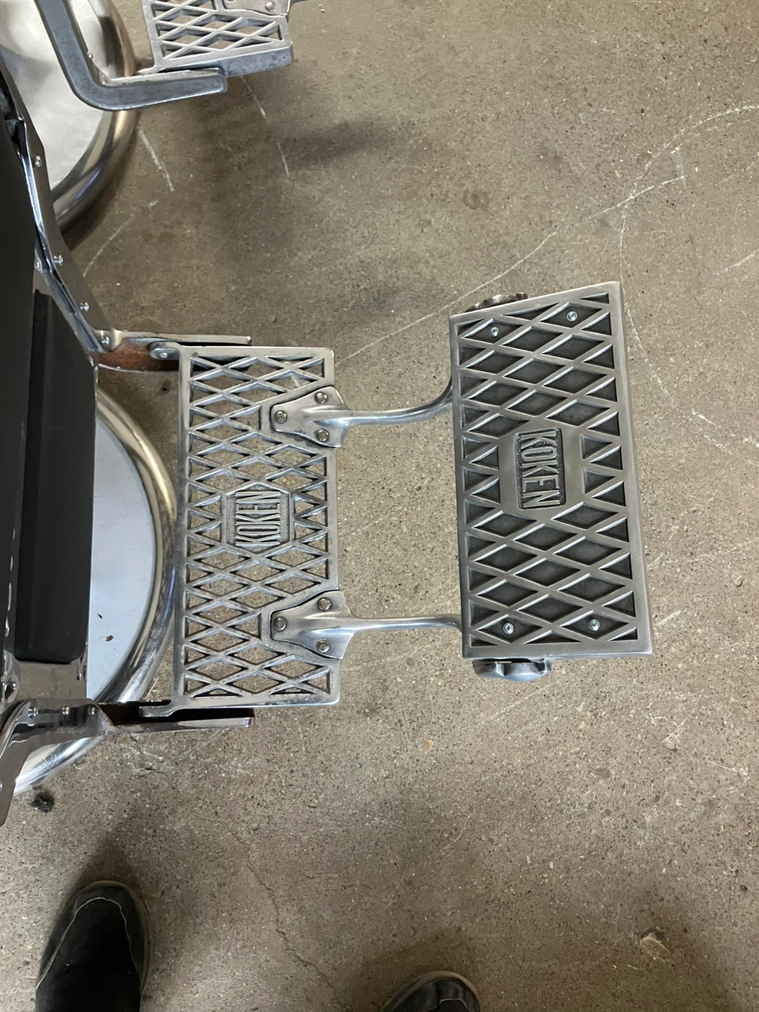 Koken Barber Chairs (Pair) - photo 5