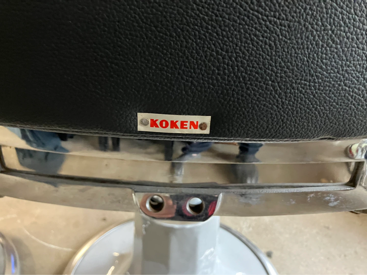 Koken Barber Chairs (Pair) - photo 4