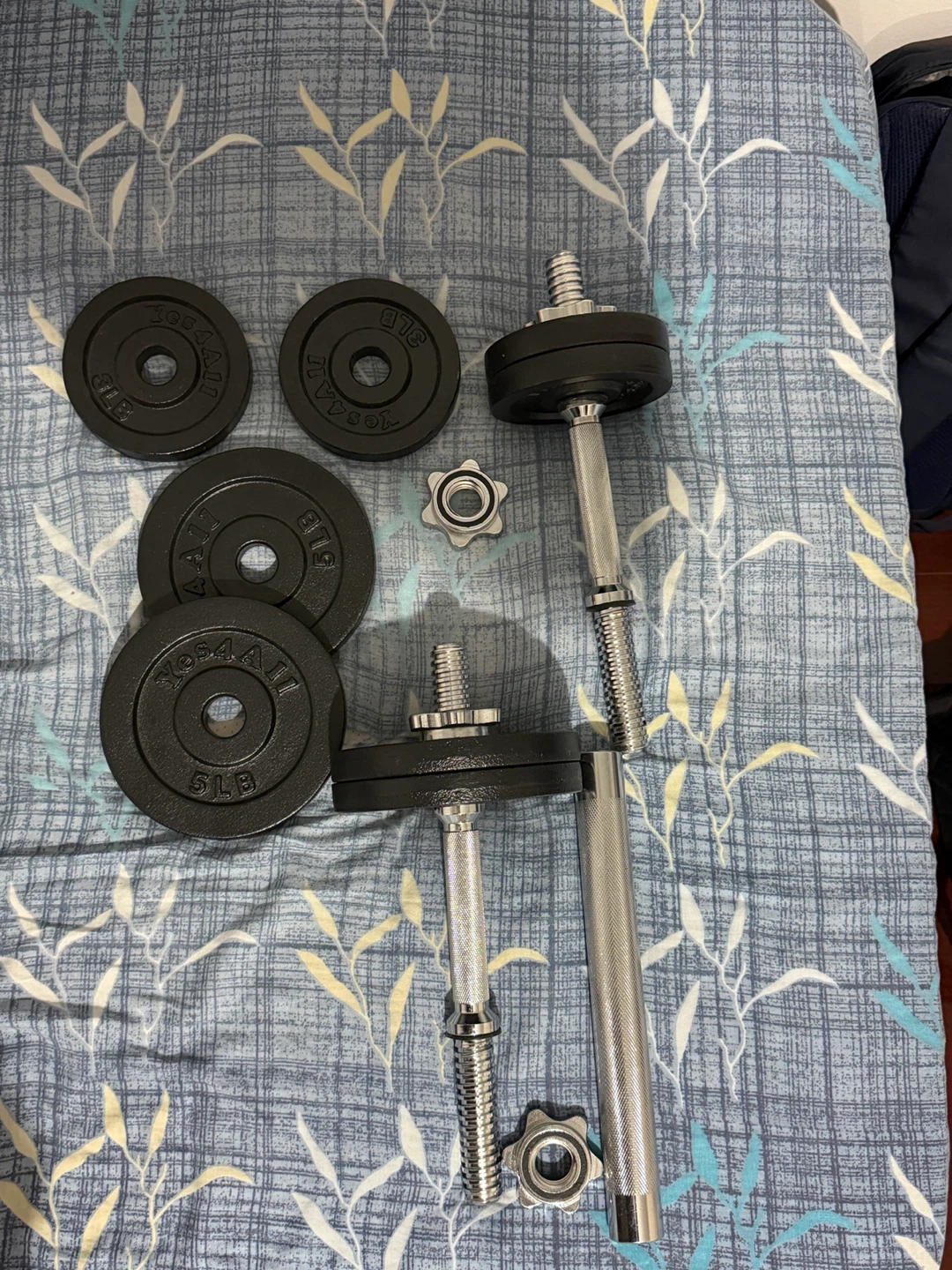 Adjustable Dumbbell Set with Weight Plates