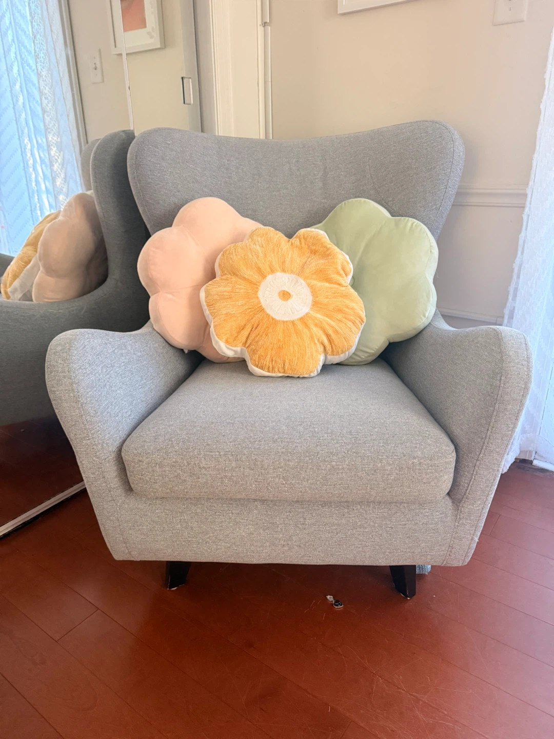Gray Armchair - photo 2