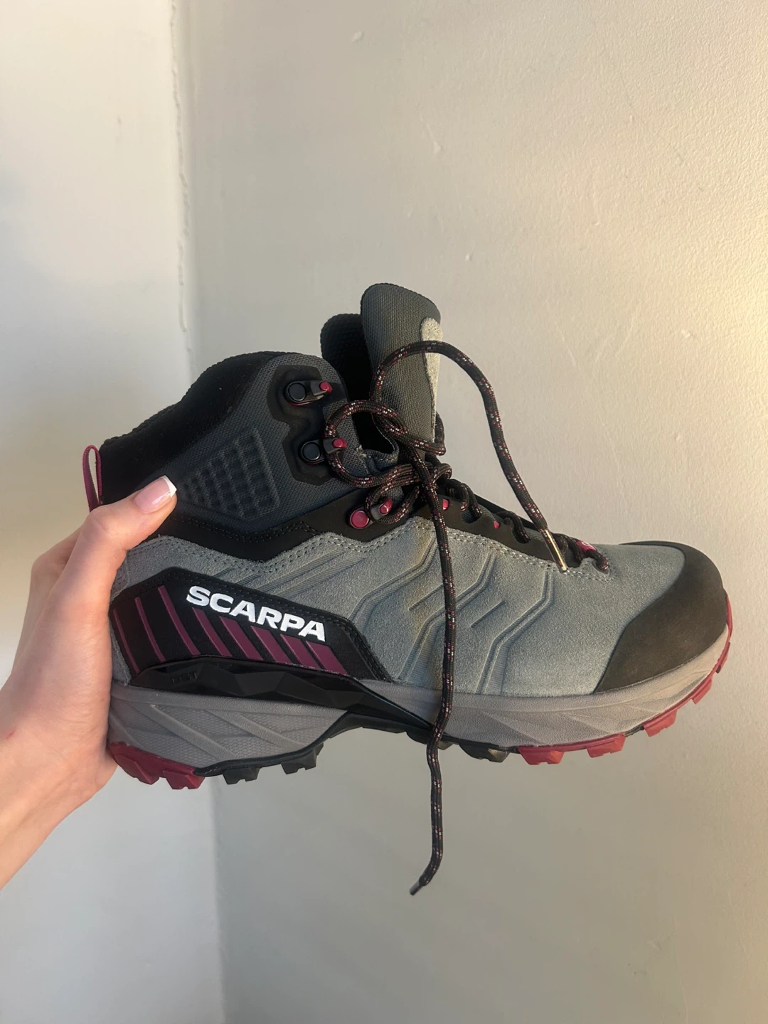 SCARPA Rush RK GTX Women's Hiking Boots Size 9.5