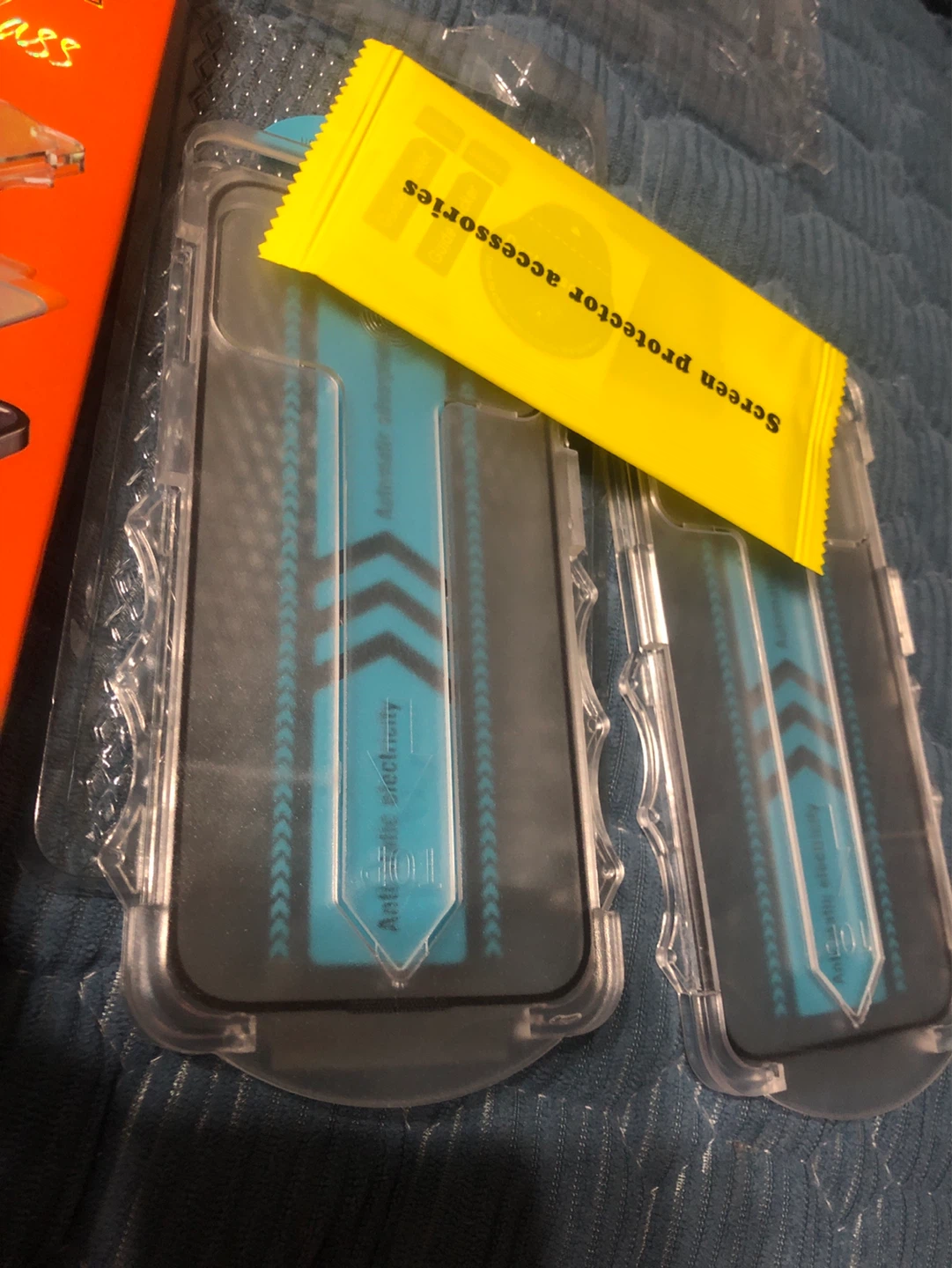 New-Tempered Glass Screen Protector for iPhone 15 PRO - photo 2