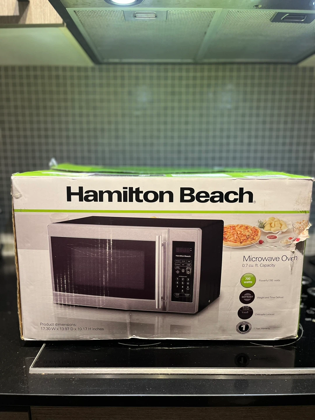 Hamilton Beach Microwave Oven - photo 3