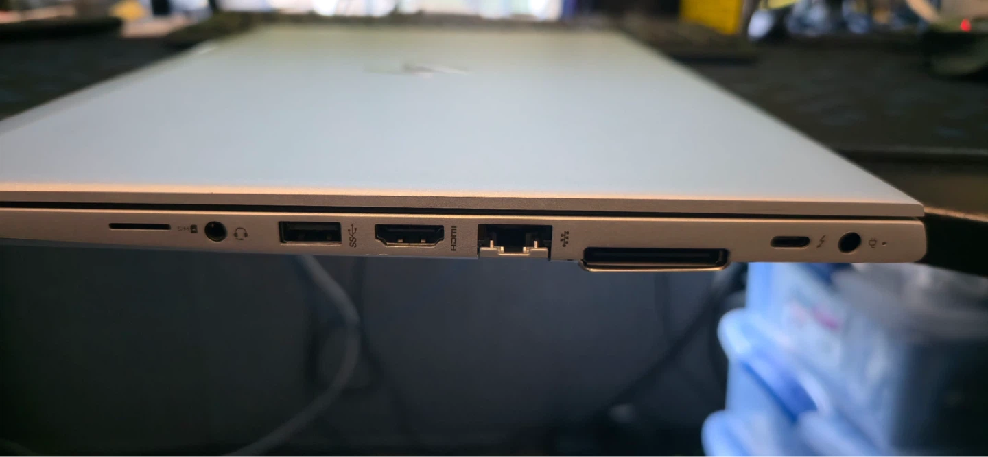 HP EliteBook Laptop - photo 2