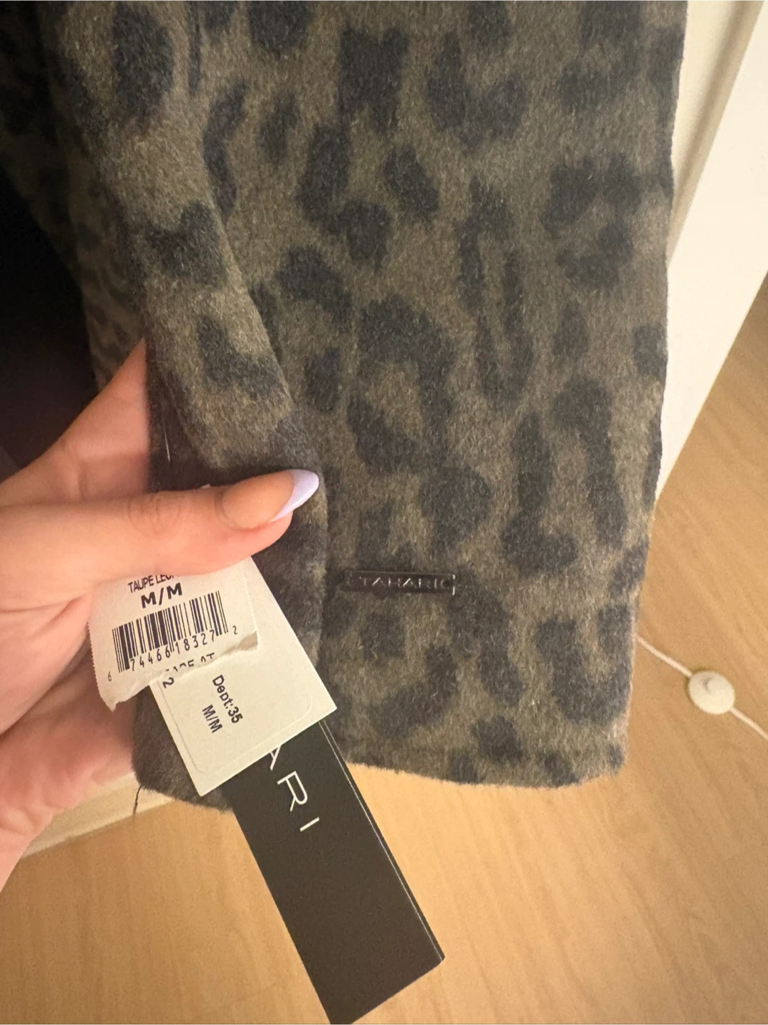 Tahari Leopard Print Wrap Coat - Size M - photo 2