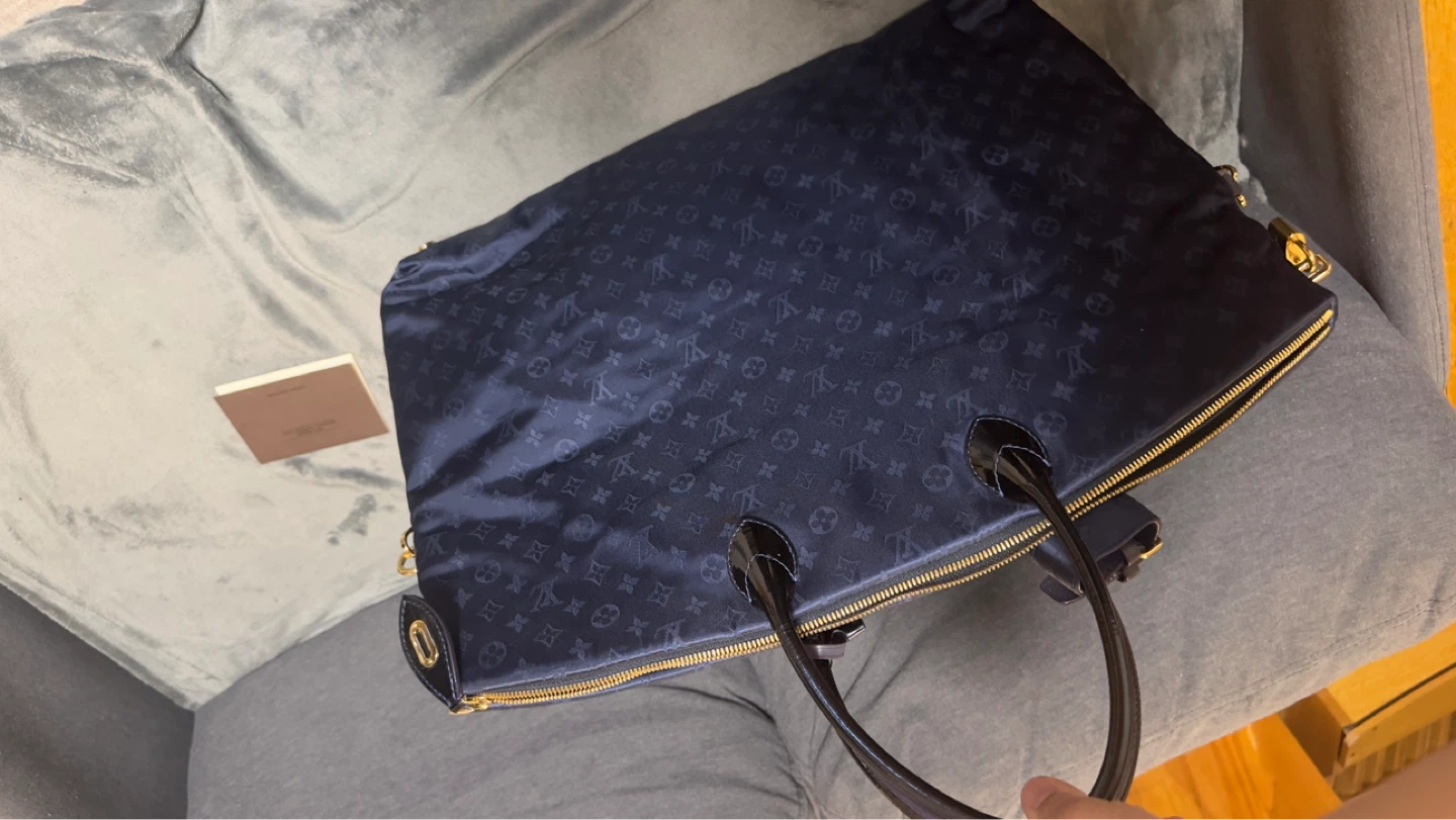 Louis Vuitton "Delfine" Navy Monogram Tote Bag - photo 3
