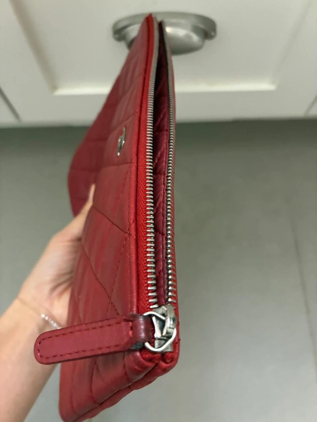 Chanel Red Quilted Leather Pouch - photo 2