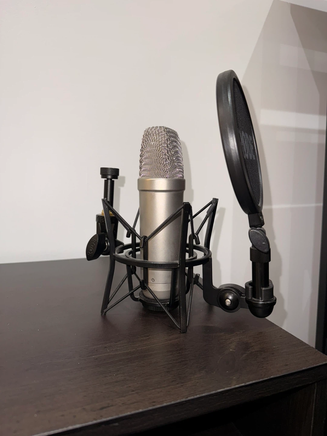 Rode NT1-A Condenser Microphone with Shock Mount and Pop Filter - photo 2