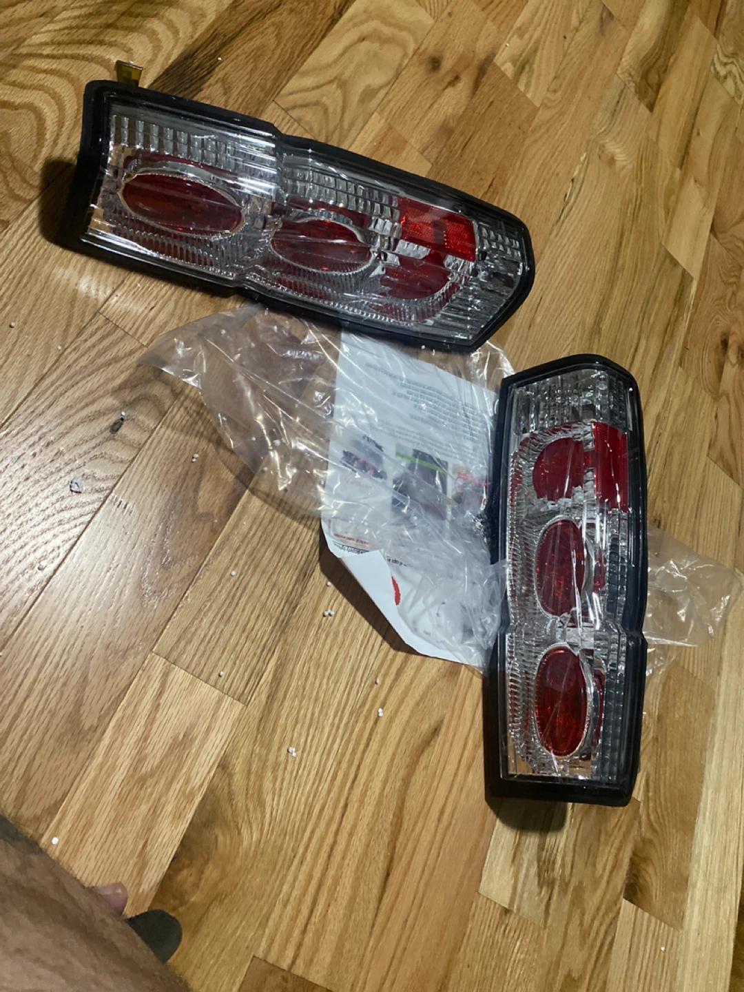 Car Tail Lights Assembly Set - photo 2