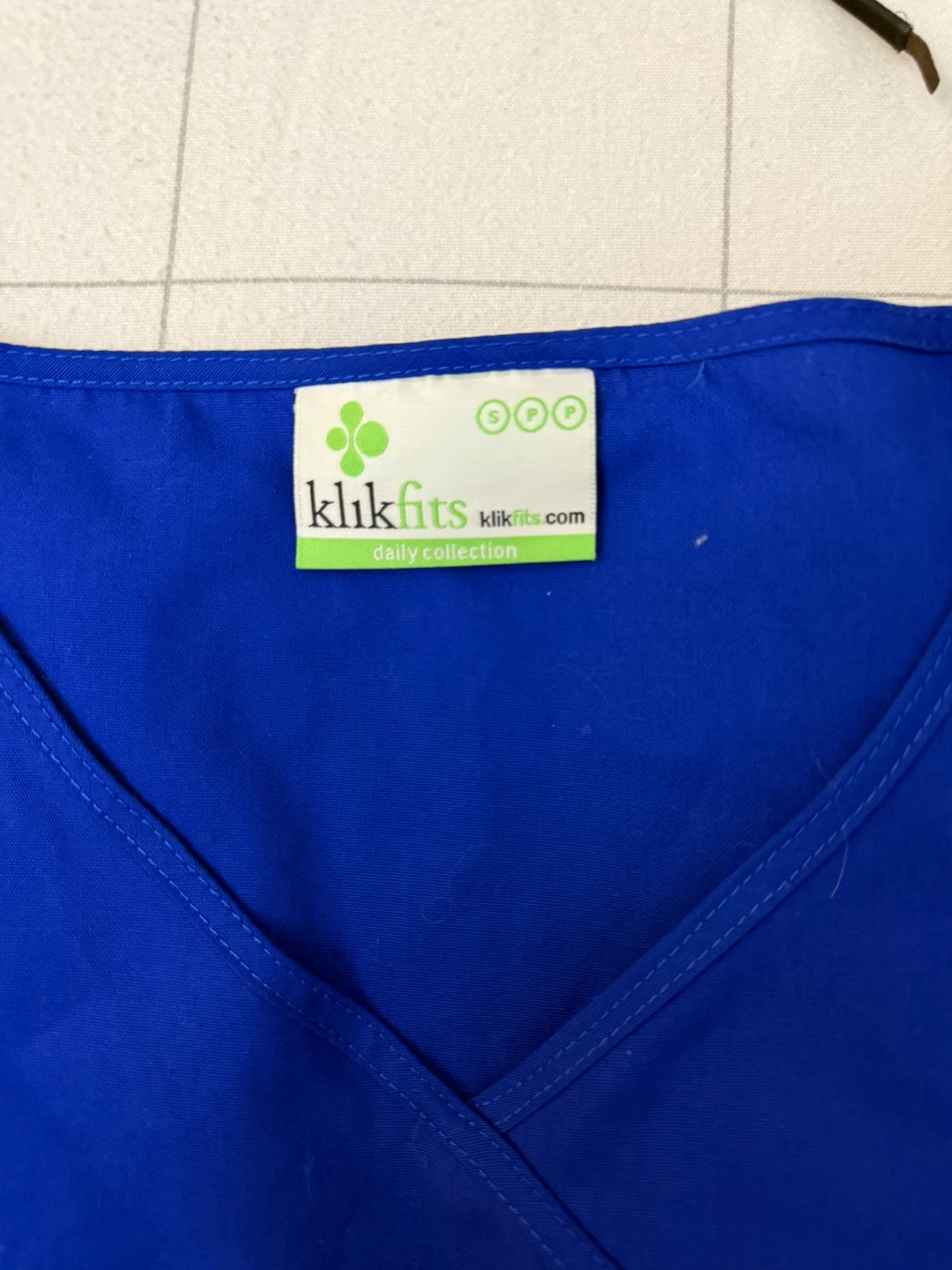 Klikfits Royal Blue Scrub Top and Pants Set - photo 3