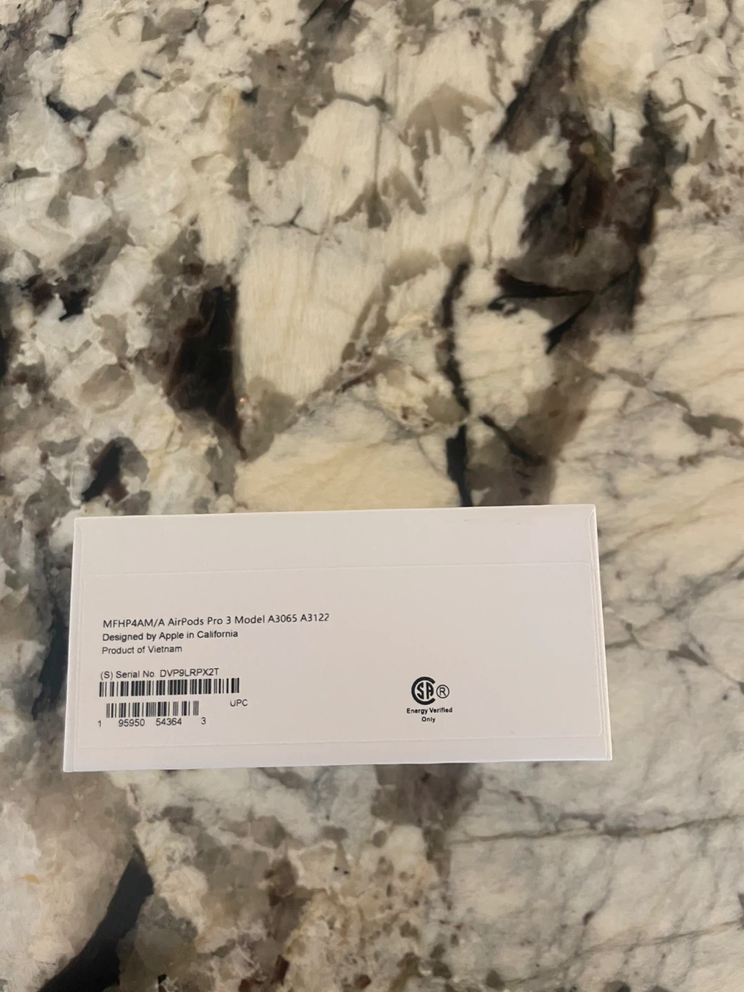 Apple AirPods Pro 3rd Gen - photo 3