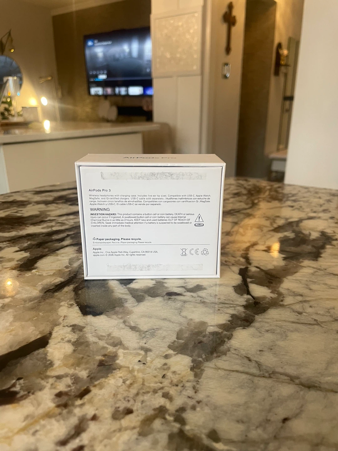 Apple AirPods Pro 3rd Gen - photo 2