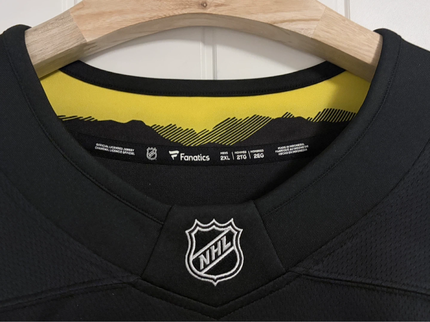 BNWT Authentic Fanatics Vancouver Canucks Hughes Jersey 2XL - photo 5