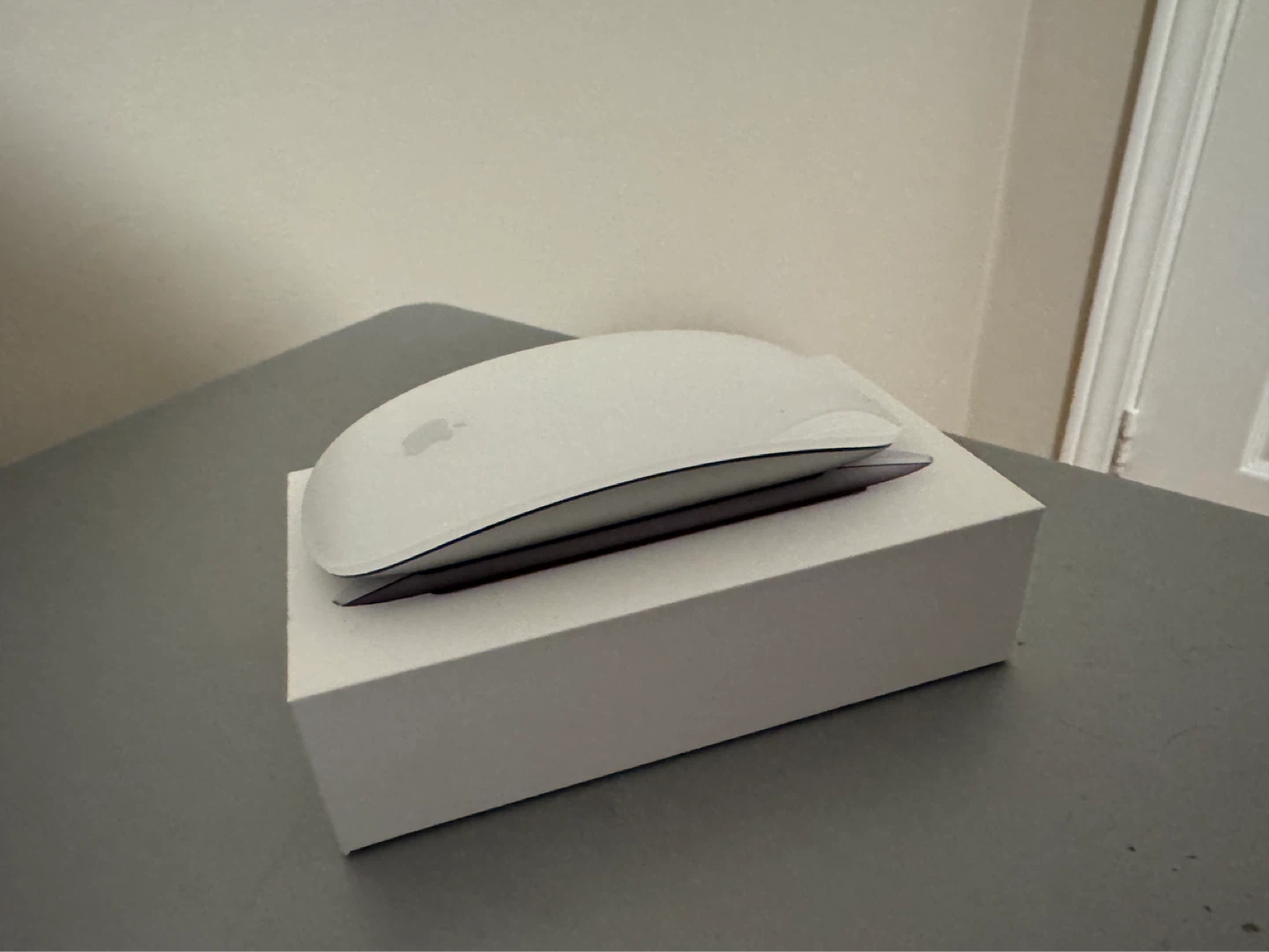 Apple Magic Mouse 2 (Model A1657)