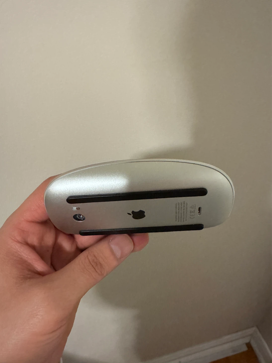 Apple Magic Mouse 2 (Model A1657) - photo 3