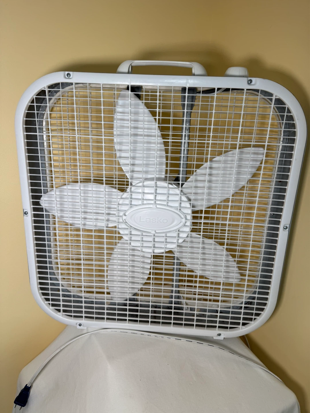 Lasko Box Fan