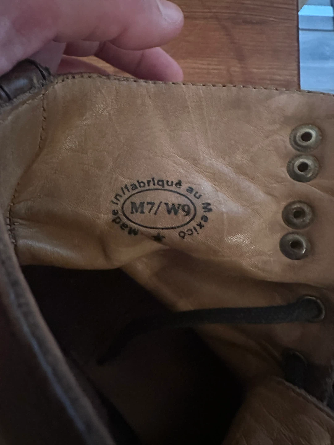 Fluevog Combat Boots M7/W9 - photo 4