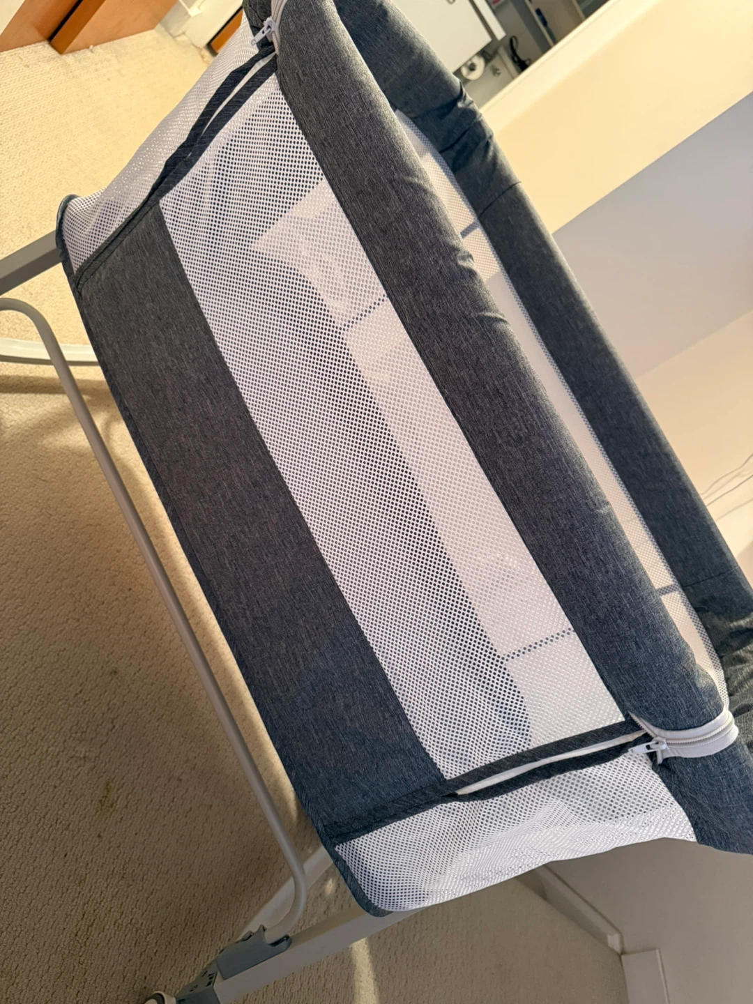 Grey Bassinet with Mosquito Net - photo 2