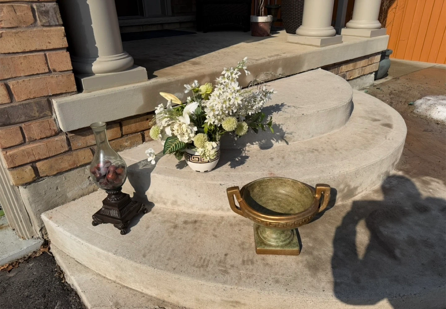 Decorative Urn and Vases - photo 2
