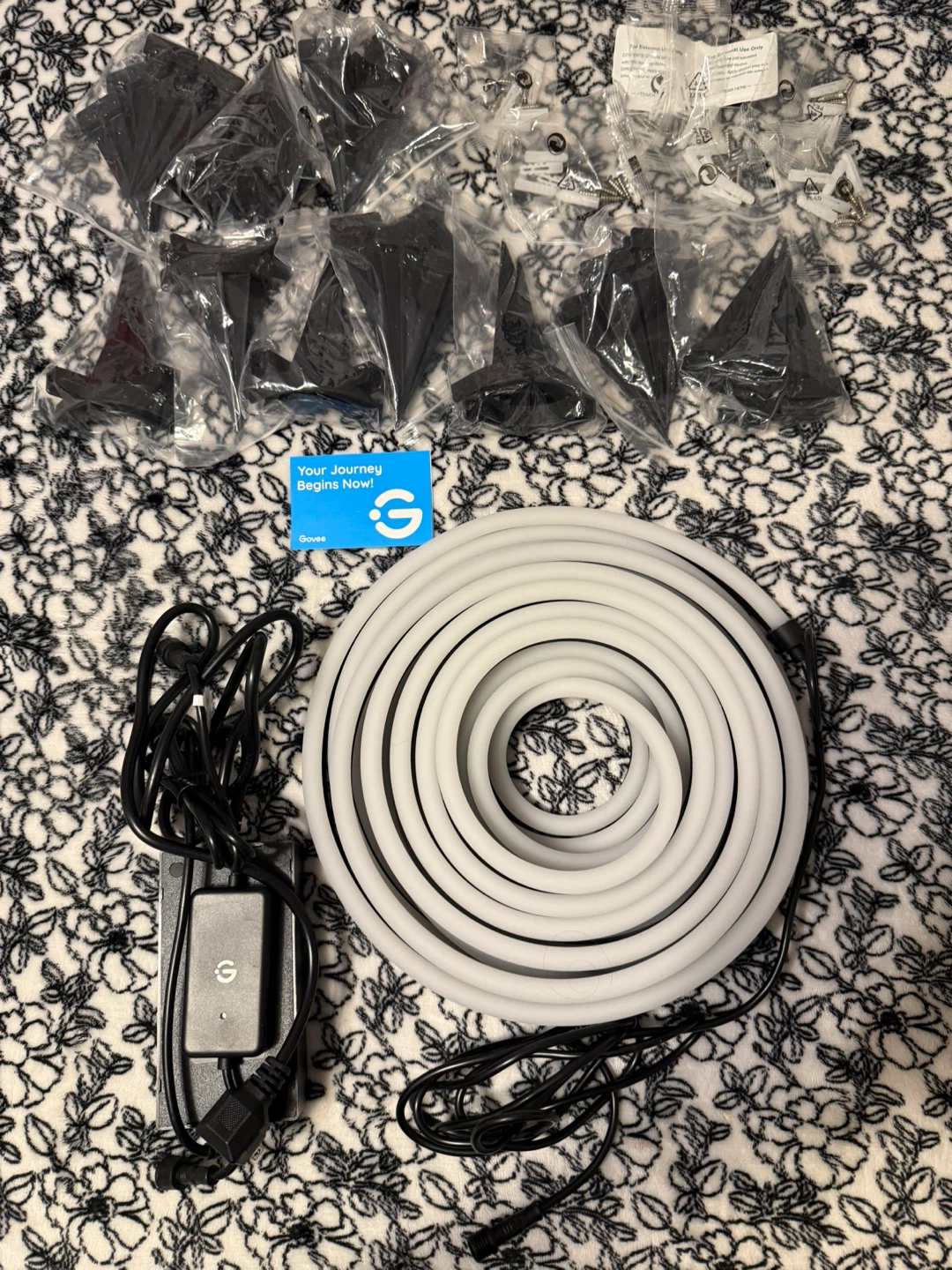 Govee Outdoor Neon Rope Lights RGBIC IP67 - 32.8 ft - photo 3
