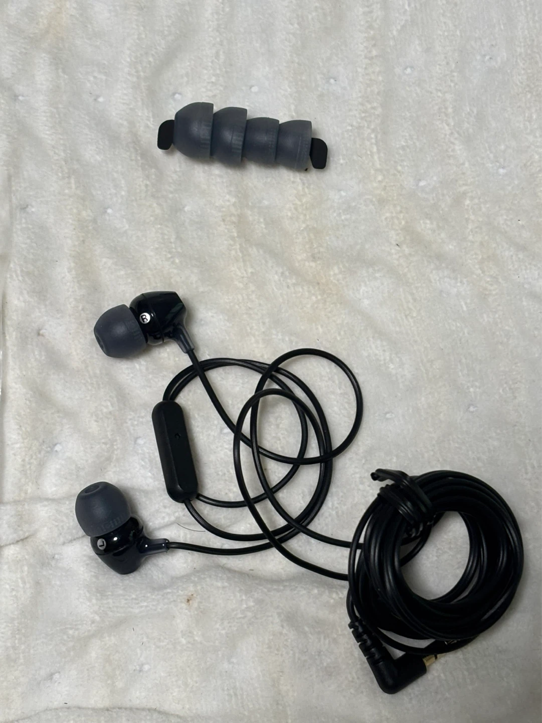 New Sony Wired Earbuds - photo 2