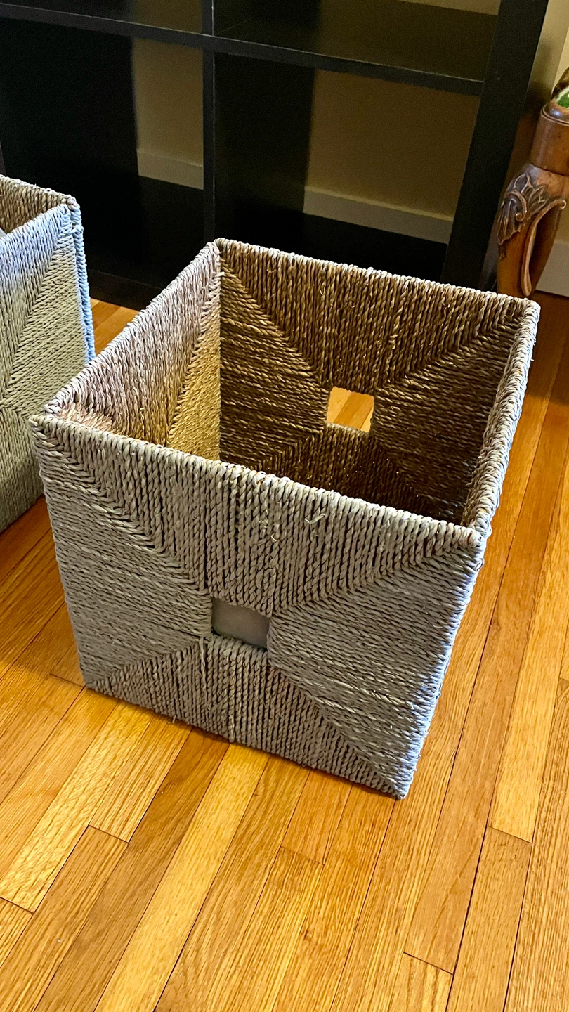 IKEA Kallax 4-Cube Storage Unit with Baskets - photo 5