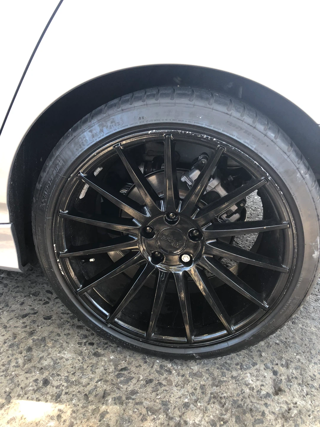 Black Glossy 19" Alloy Wheels with Tires - photo 3