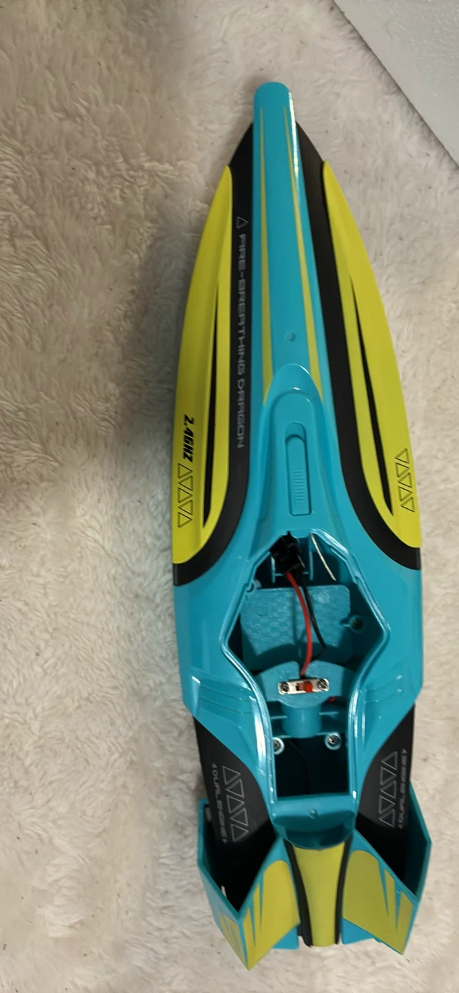 QDRC Fire-Breathing Dragon Remote Control Boat - photo 4