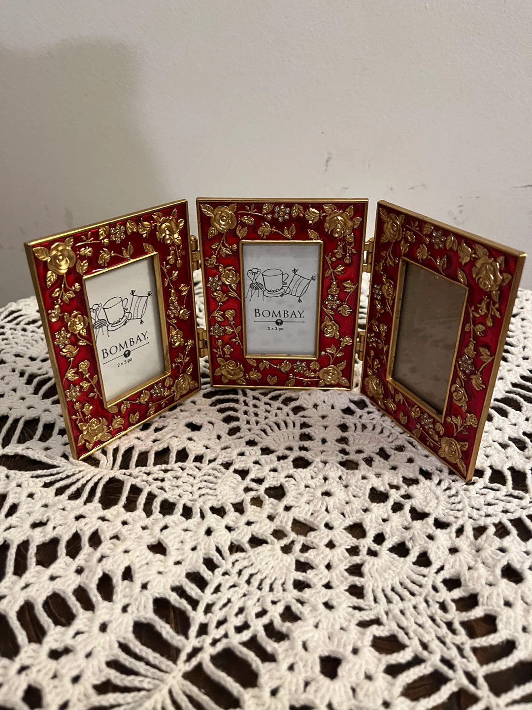 Bombay Tri-Fold Photo Frame