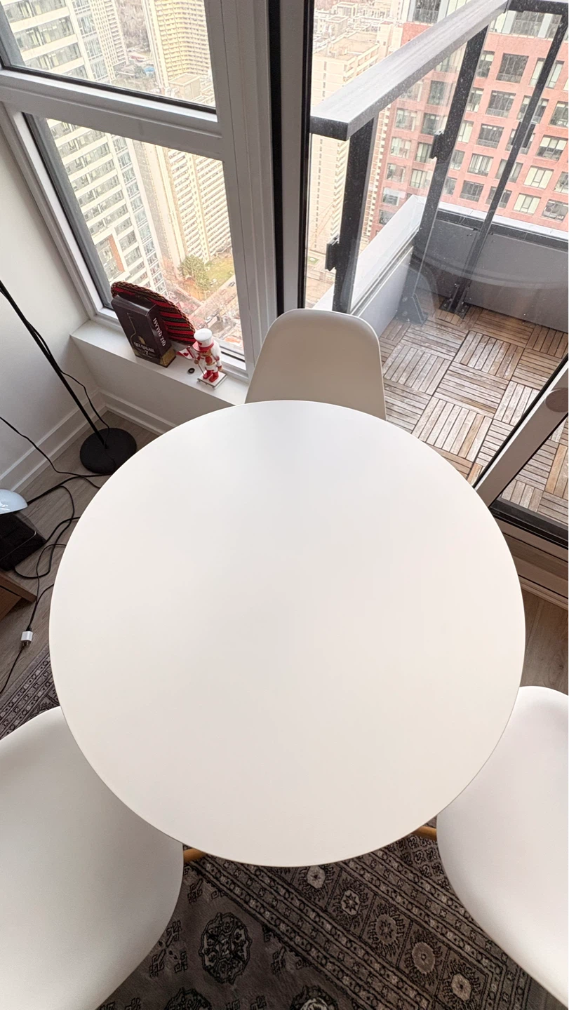 White Round Dining Table with 3 White Chairs - photo 4