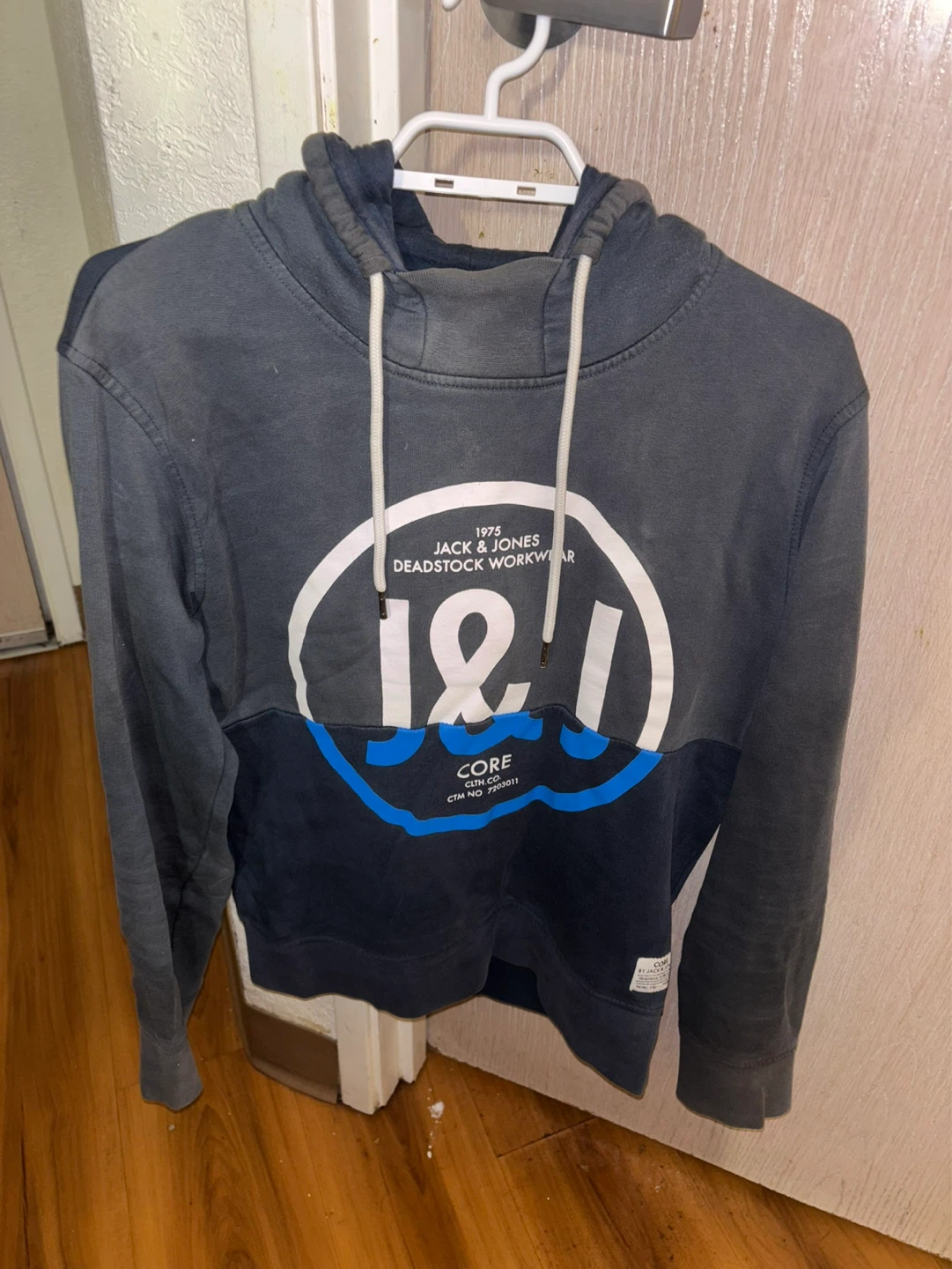 Used Jack & Jones Men's Size Small Hoodie - photo 3